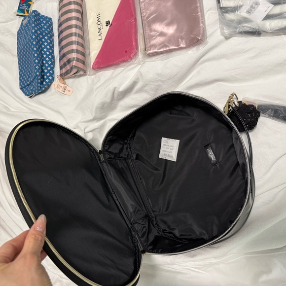 15 new makeup bags - Picture 4 of 15